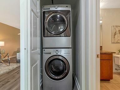 Building Photo - 125 Patterson St