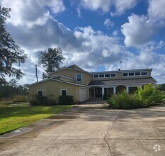 Building Photo - 34410 Fulshear Farms Rd