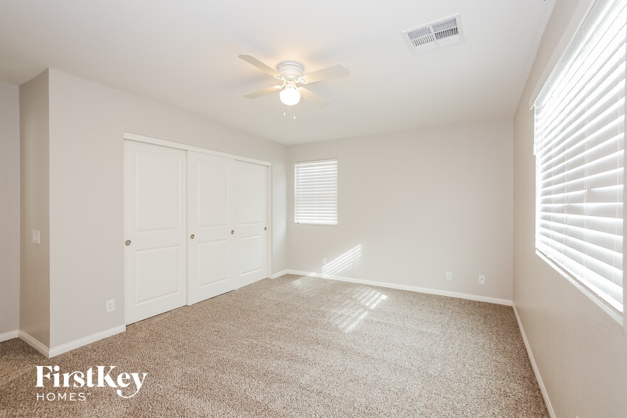 Building Photo - 4556 Amberley Ridge Ave