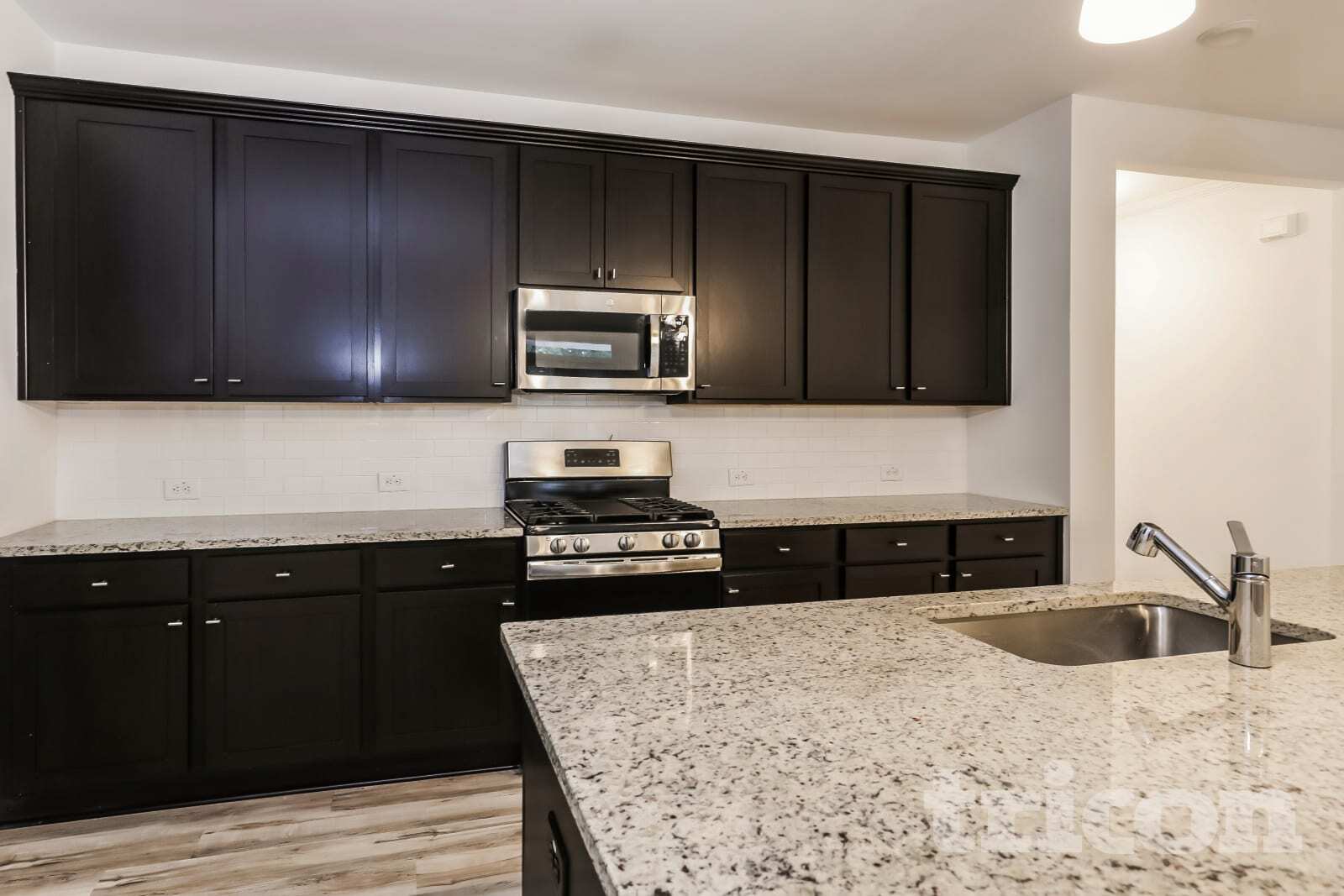 Building Photo - 173 Everett Sq