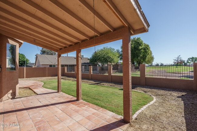 Building Photo - 6615 N 89th Ave