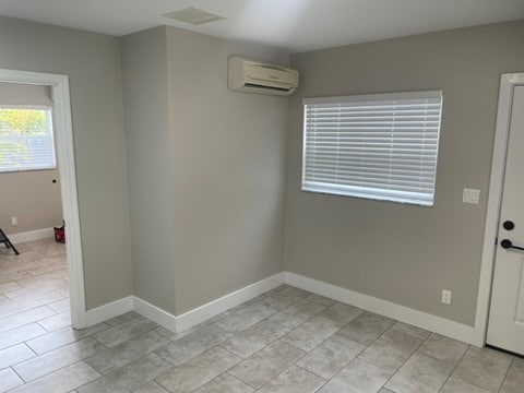 FRONT ROOM - 3815 1ST AVE N