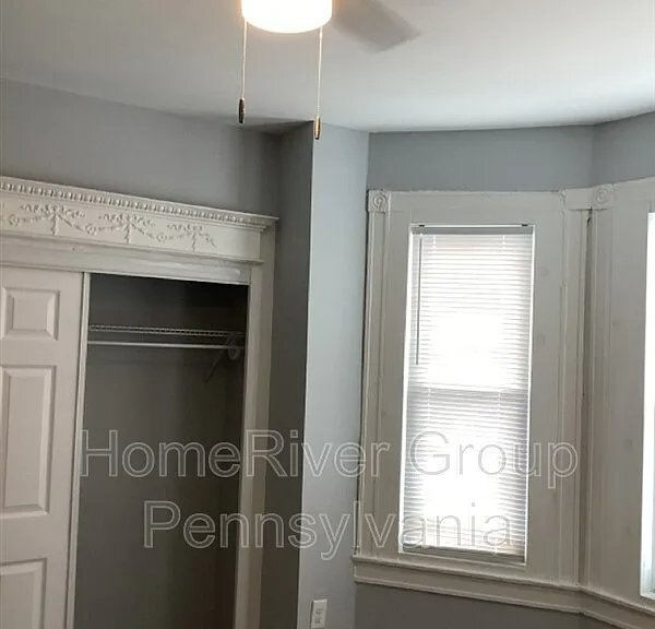 Building Photo - 3925 N 9th St