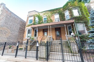 Building Photo - 3549 N Sheffield Ave