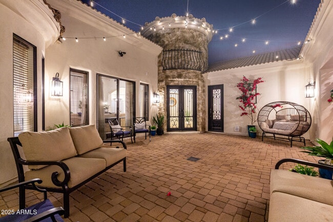 Building Photo - 2506 S 186th Dr