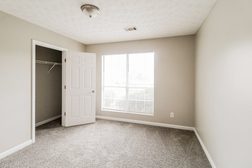 Building Photo - 6165 Leverett Dr