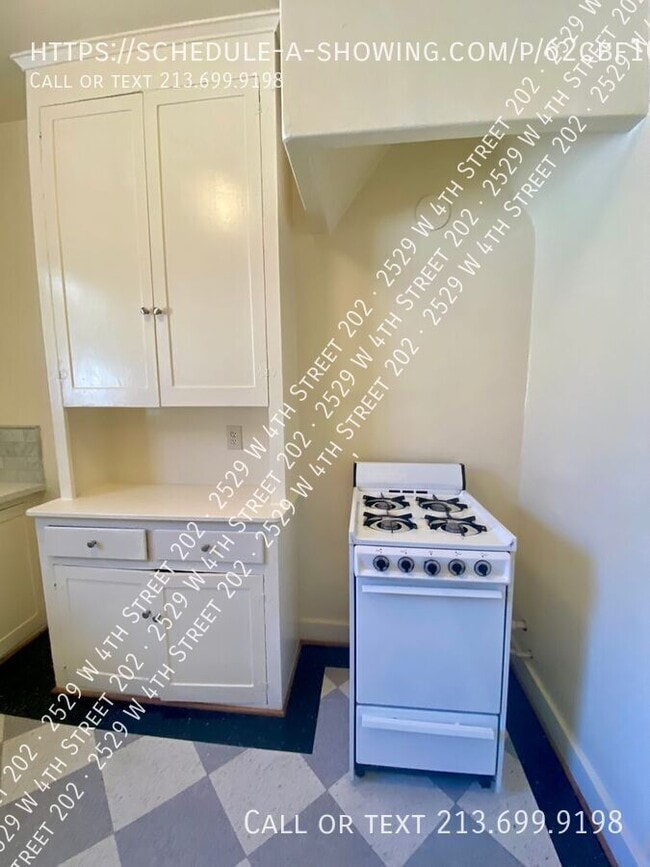 Building Photo - 2529 4th St