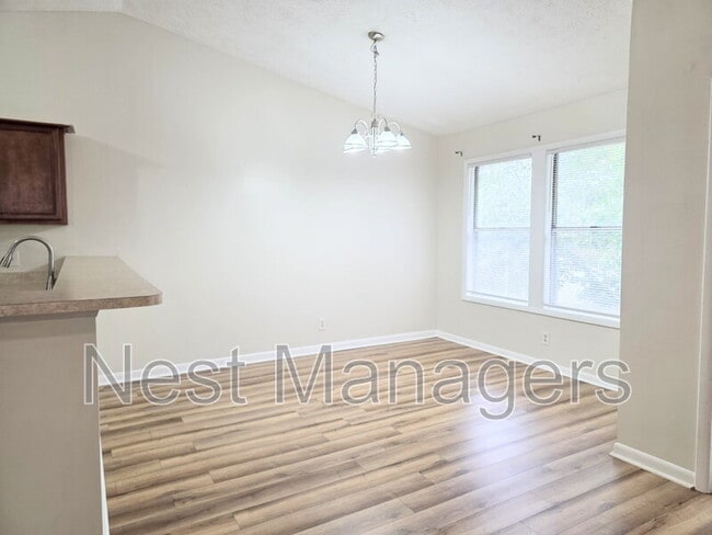 Building Photo - 6768 Willowbrook Dr