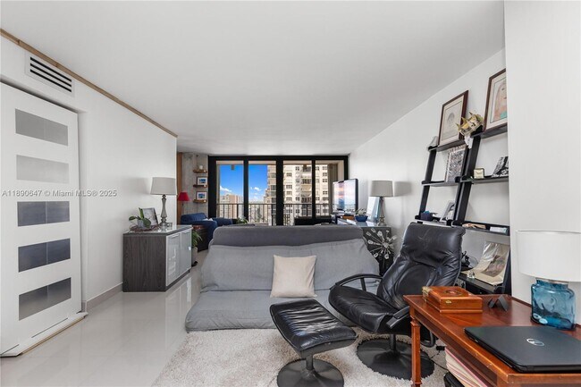 Building Photo - 2401 S Ocean Dr