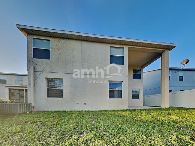 Building Photo - 8837 Royal Enclave Blvd