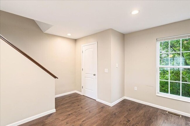 Building Photo - 7208 Billy Goat Dr