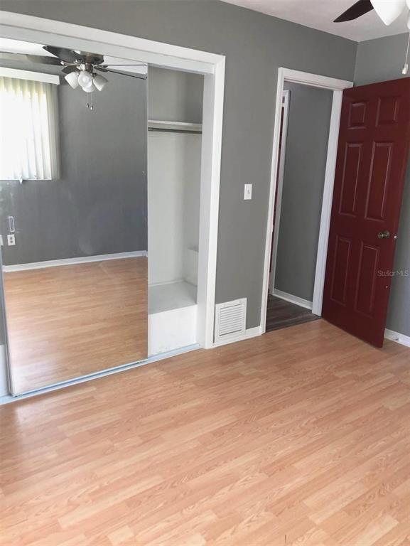 Building Photo - 4940 Shell Stream Blvd