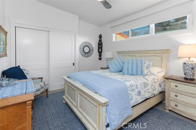 Building Photo - 2165 Vista Entrada Vis