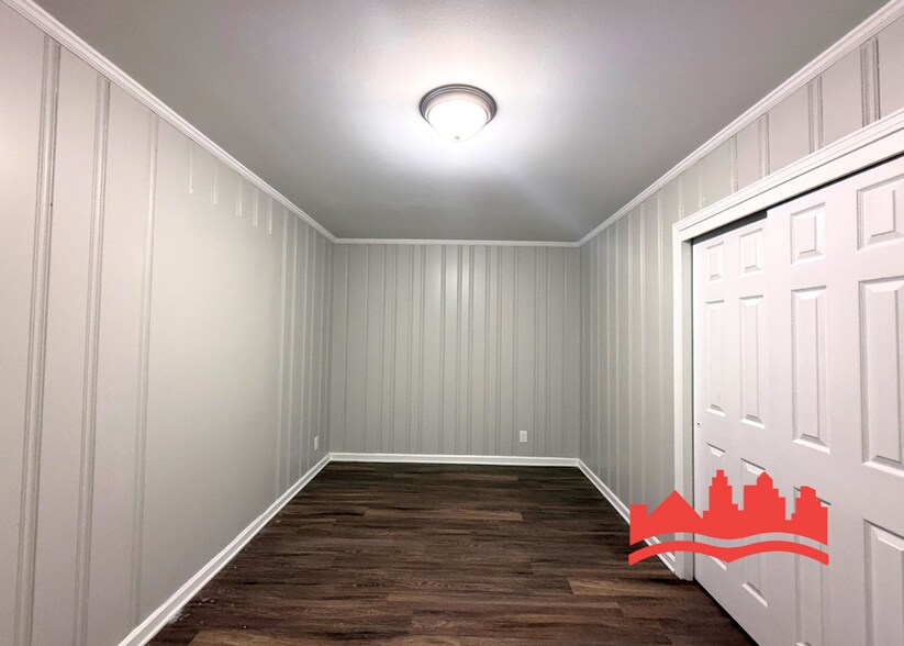 Building Photo - Charming and Updated 3-Bedroom Home for Rent!