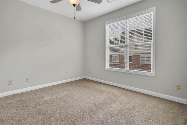Building Photo - 3026 Eltham Pl
