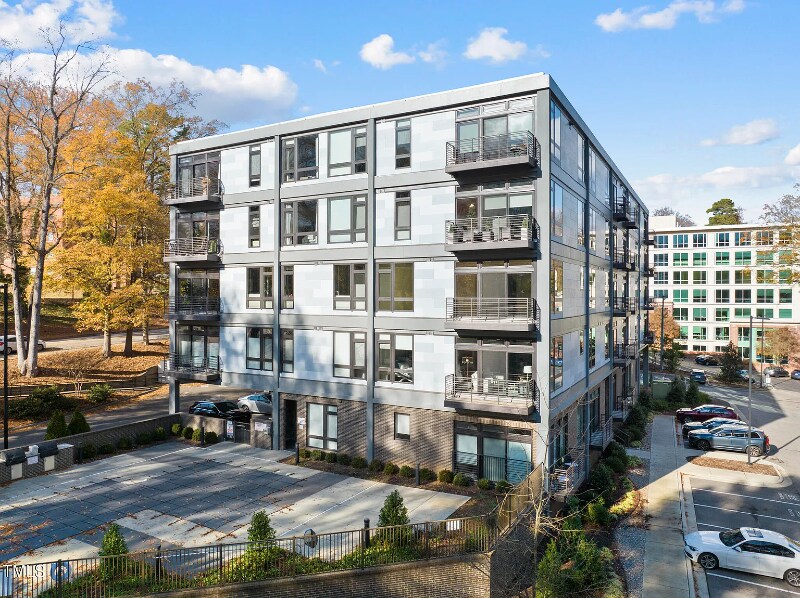 Building Photo - 1300 St Marys St