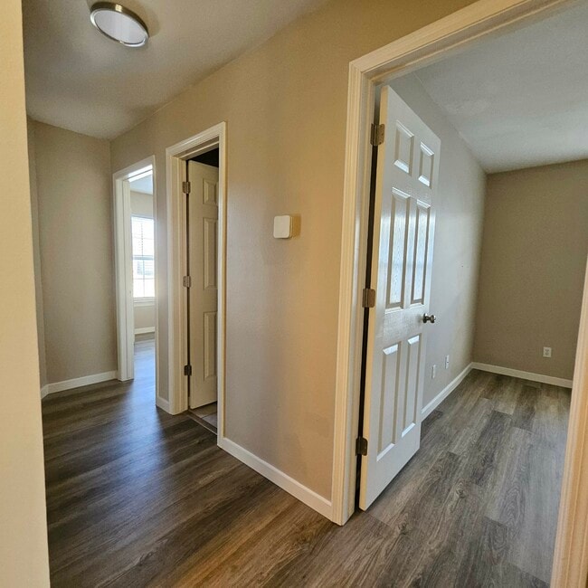 Building Photo - 2505 SW Choctaw St