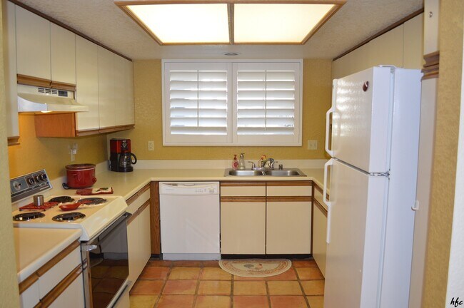 Building Photo - Mesquite Country Club, Ground Floor , Furn...