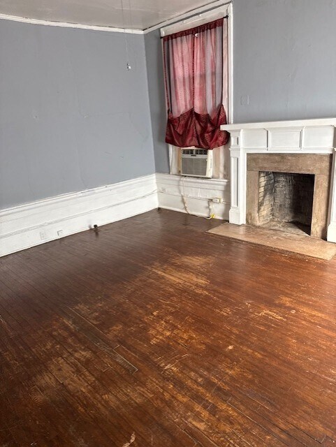 Building Photo - 433 Worth St NW