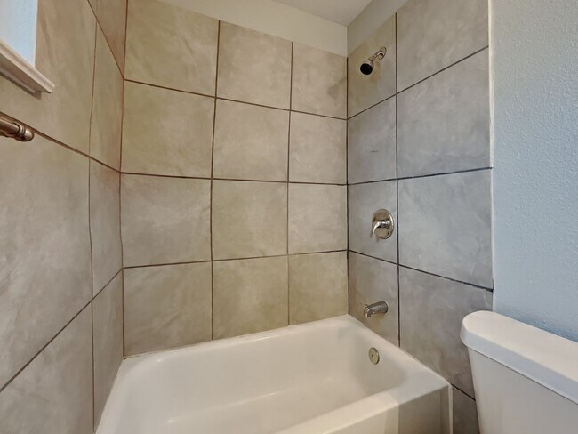 Building Photo - Coming Soon! 4 BR/1.5BA | Newly Renovated Single Family Home | Large backyard | In Mesquite!