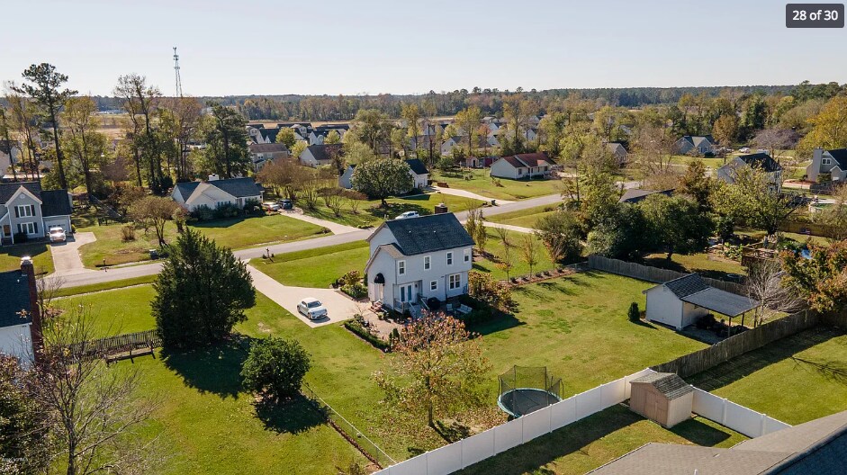 Building Photo - 966 Teakwood Dr