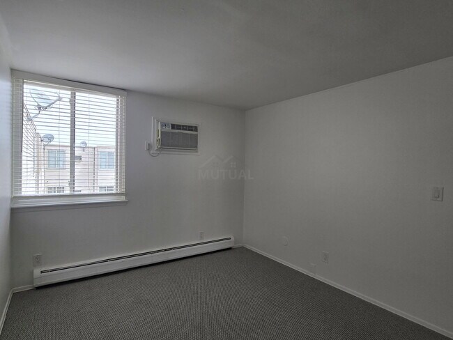 Building Photo - 1603 Cass Lake Rd