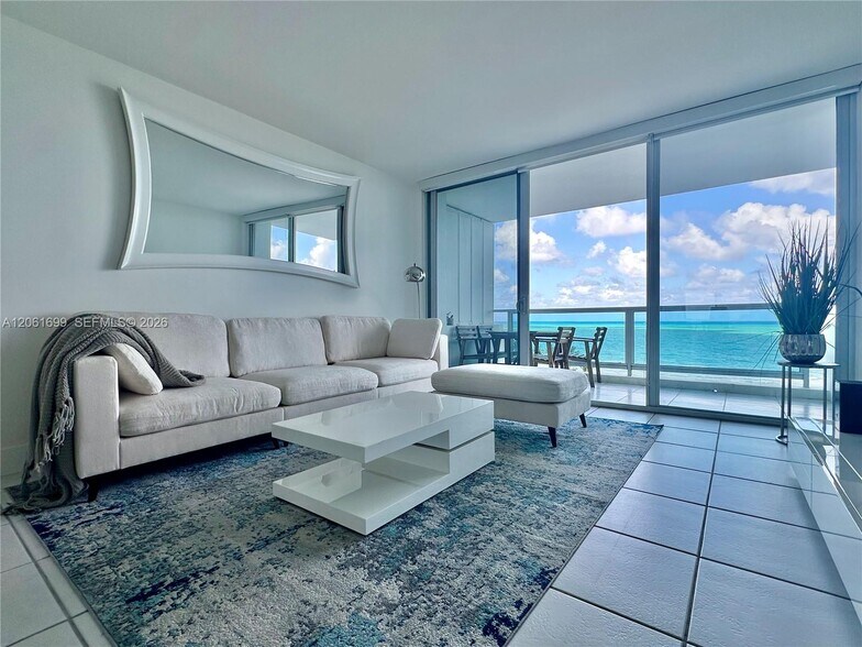 Building Photo - 5161 Collins Ave