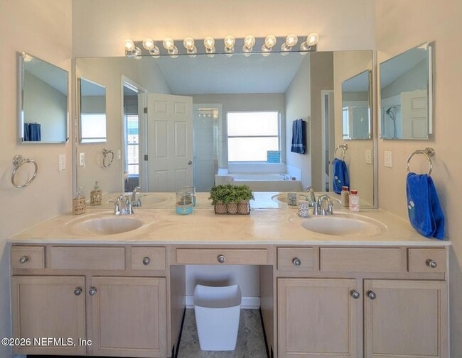 Building Photo - 12985 Harborton Dr