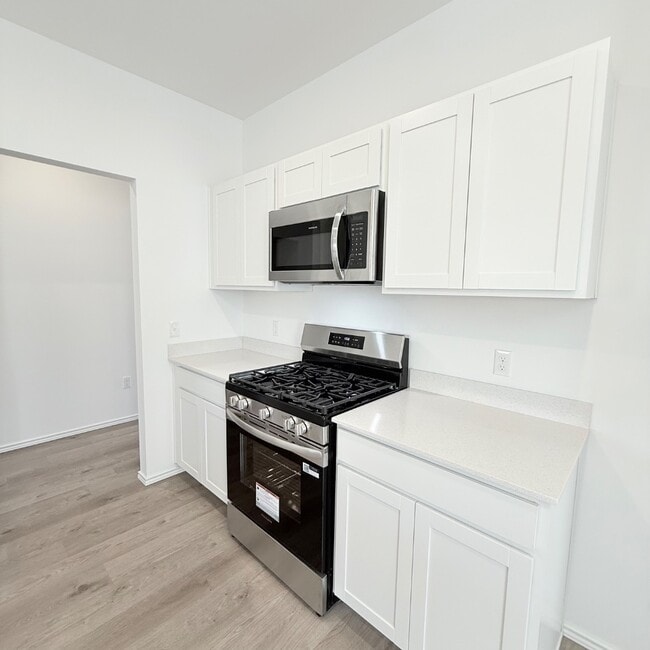 Building Photo - 1917 Rock Elm Dr