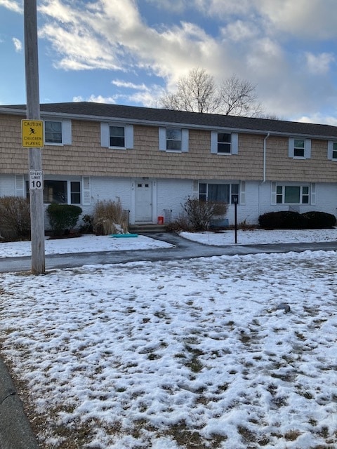 Building Photo - 26 Kingston St