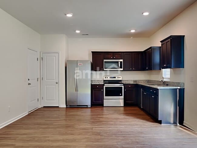 Building Photo - 126 Orion Way