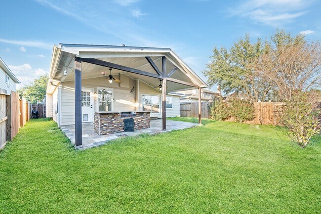 Building Photo - 11018 WARATH Oak Ct