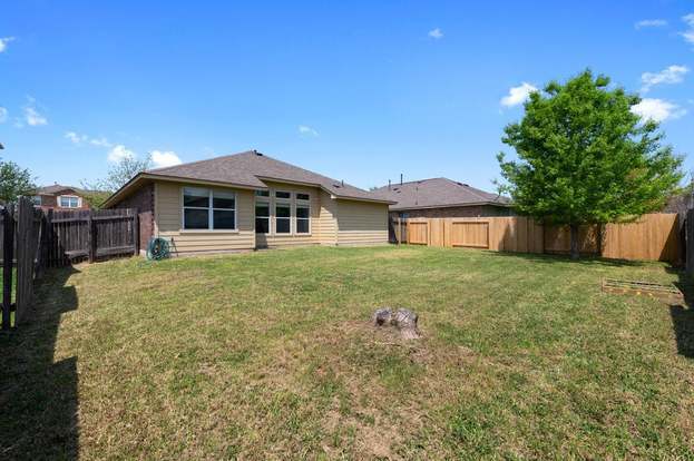Building Photo - 1049 Regency Ln