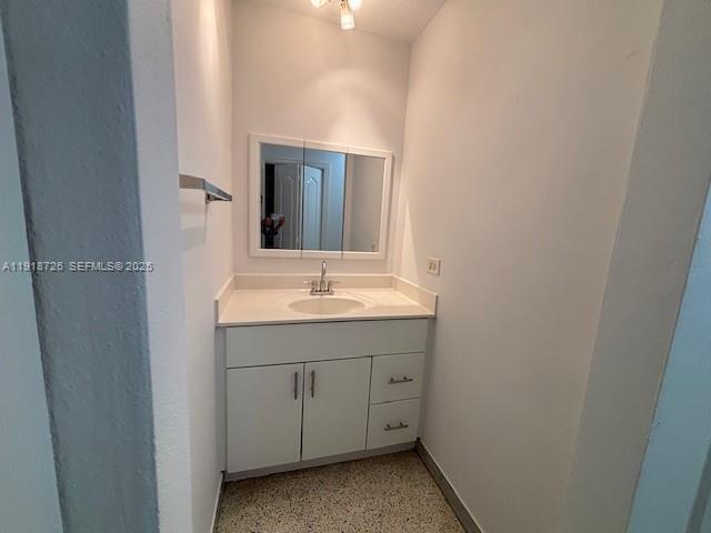 Building Photo - 3652 SW 22nd Terrace