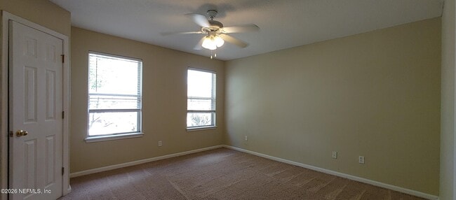 Building Photo - 537 Scrub Jay Dr