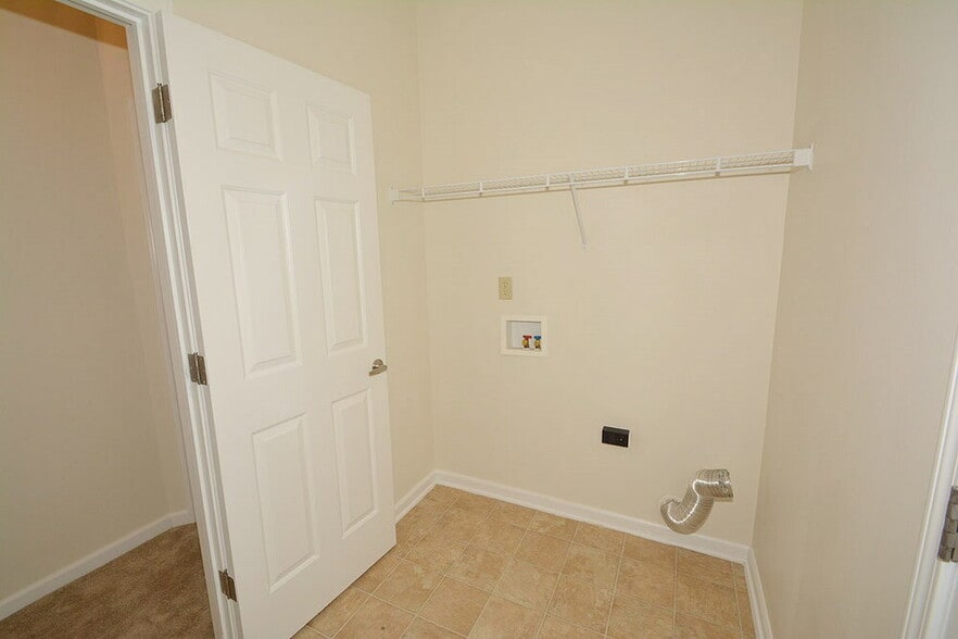 Building Photo - 15156 War Emblem Dr