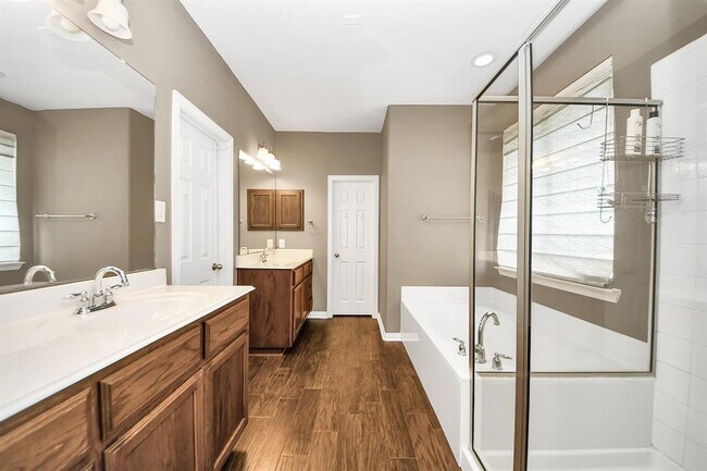 Building Photo - 26403 Bright Sky Ct