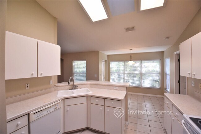 Building Photo - 434 Pendrey Dr