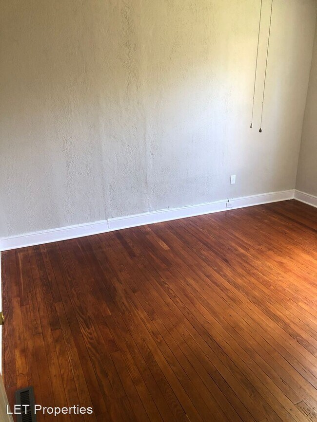 Building Photo - 3 br, 1 bath House - 1509 Nelson Street