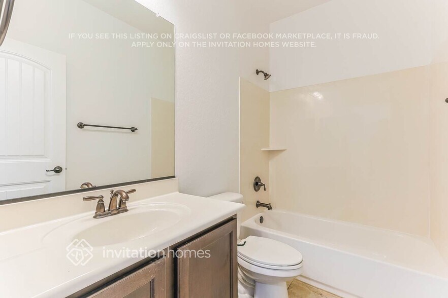 Building Photo - 4731 E Thunderheart Trail