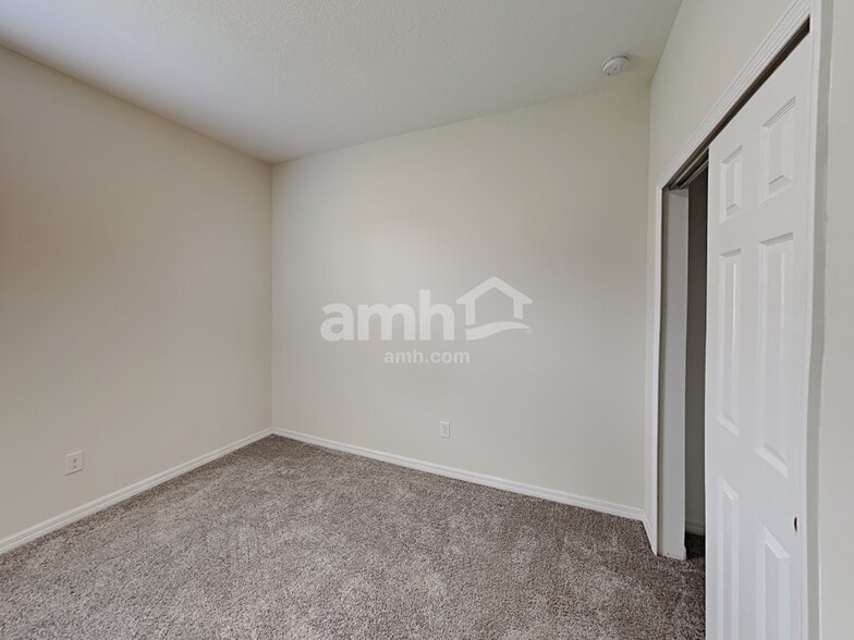 Building Photo - 2729 Corbel Loop