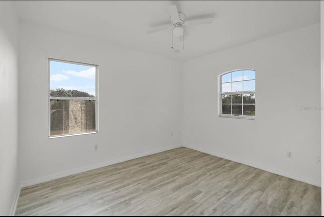 Building Photo - 3670 Peaceful Valley Dr
