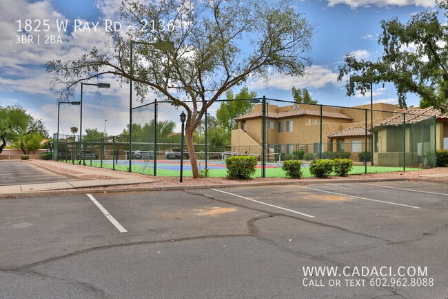 Building Photo - 1825 W Ray Rd