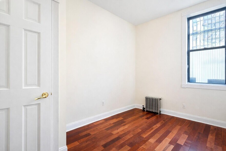 Building Photo - 270 Fort Washington Ave