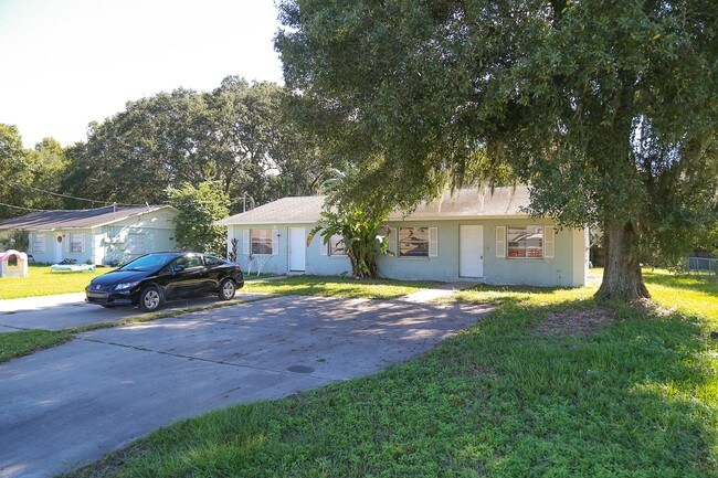 Building Photo - Palmetto Duplex Portfolio