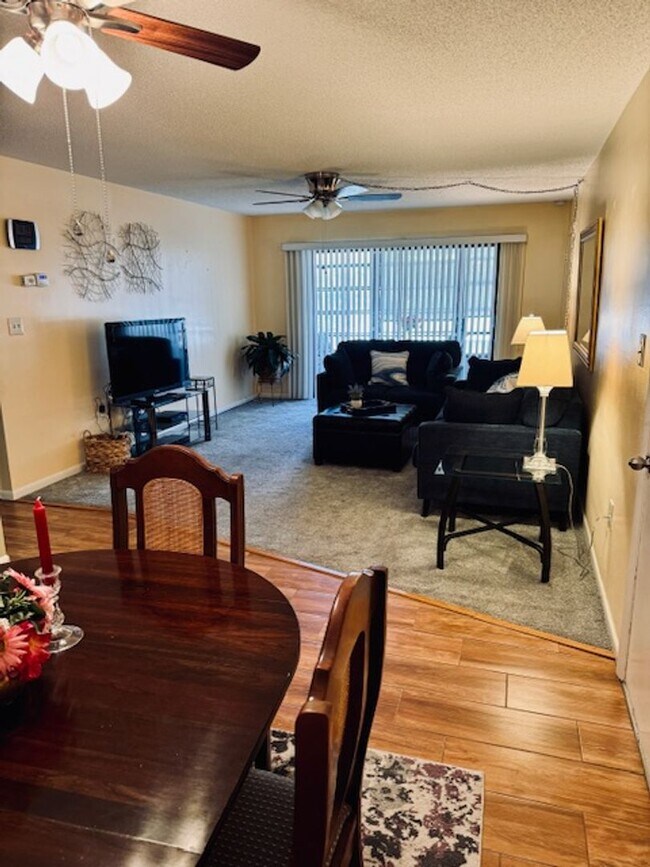 Building Photo - 2BD/2BA, NORTH INDIALANTIC CONDO IN PALM C...