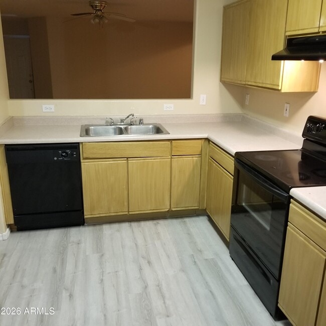 Building Photo - 12478 N Pablo St