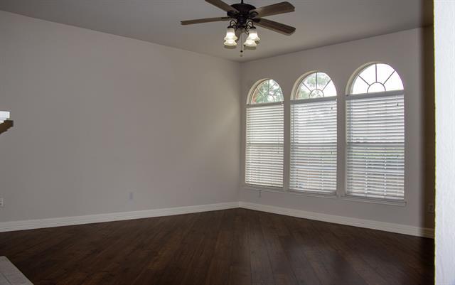 Building Photo - 4021 Aladdin Dr