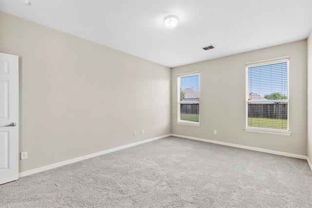 Building Photo - 8008 Raintree Dr