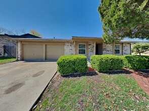 Building Photo - Move-In Ready 4BR Home in Arlington | Sunroom & Large Yard near DFW